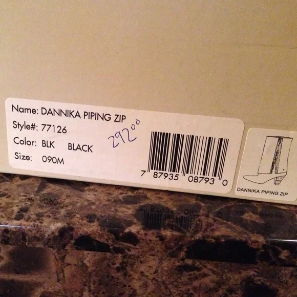 Frye boots. Dannika piping zip boot Size 9. - Picture 4 of 7